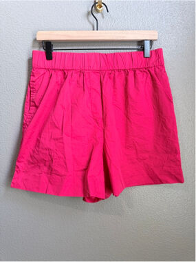 Women's the everything short in cherry ￼sold out nyc